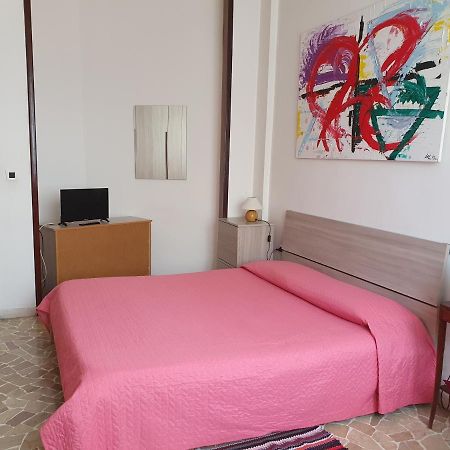 سان لاتْسارو دي سافين B&B La Rotonda المظهر الخارجي الصورة